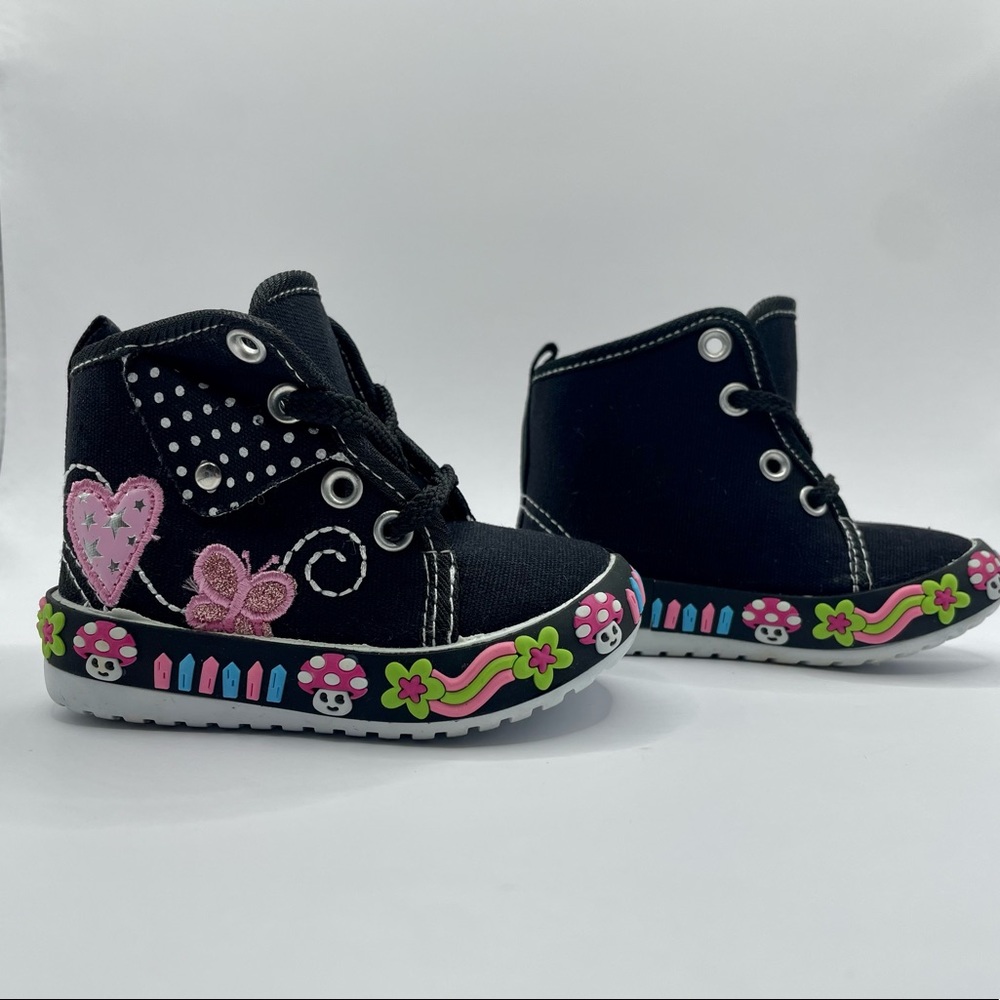 Little Berry High Top Sneakers size 3 toddler (black)